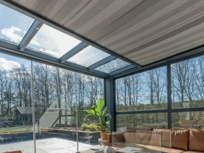 Zon en Scherm ZS670 Lakor verandazonwering