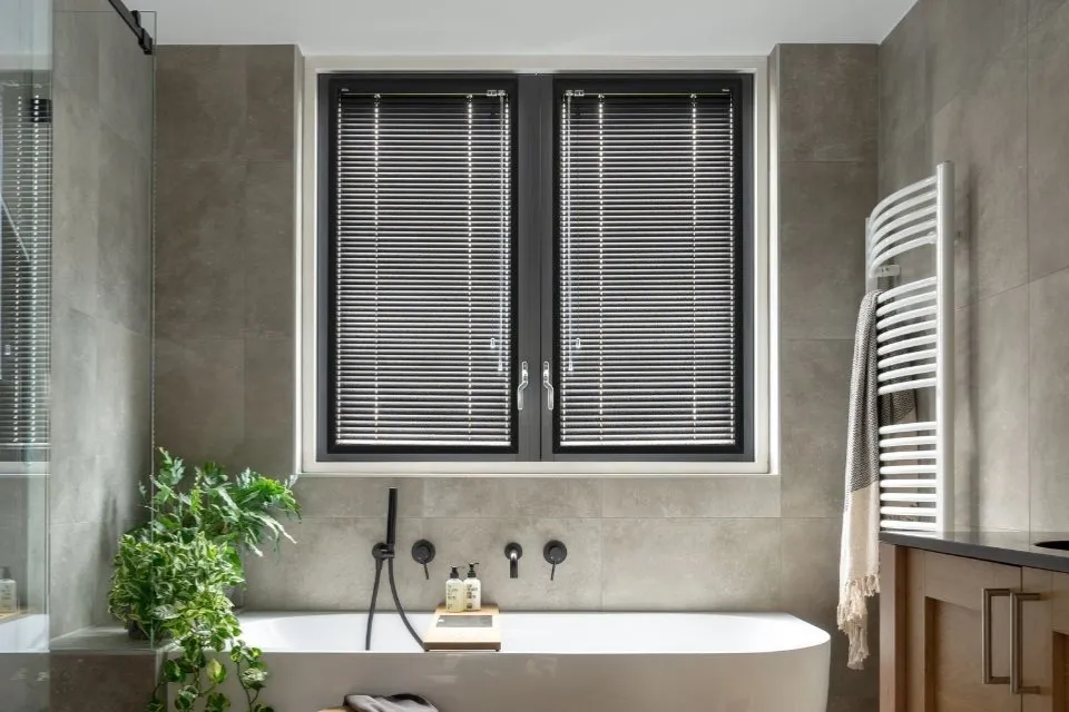 Verano Smartfit Pro jaloezie 16 mm (tuimelstang/koordsysteem)