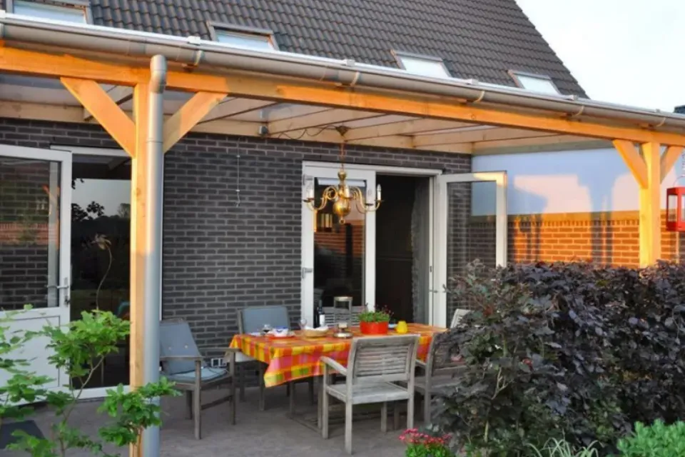 Zon en Scherm Nusa ZS38 terrasoverkapping (gevelmontage)