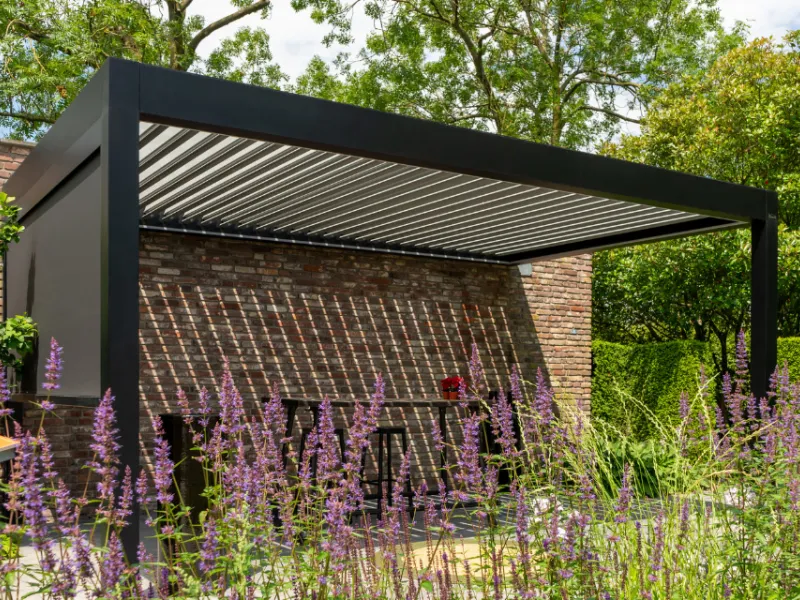 Verano Arezzo V870 lamellen terrasoverkapping (gevelmontage)
